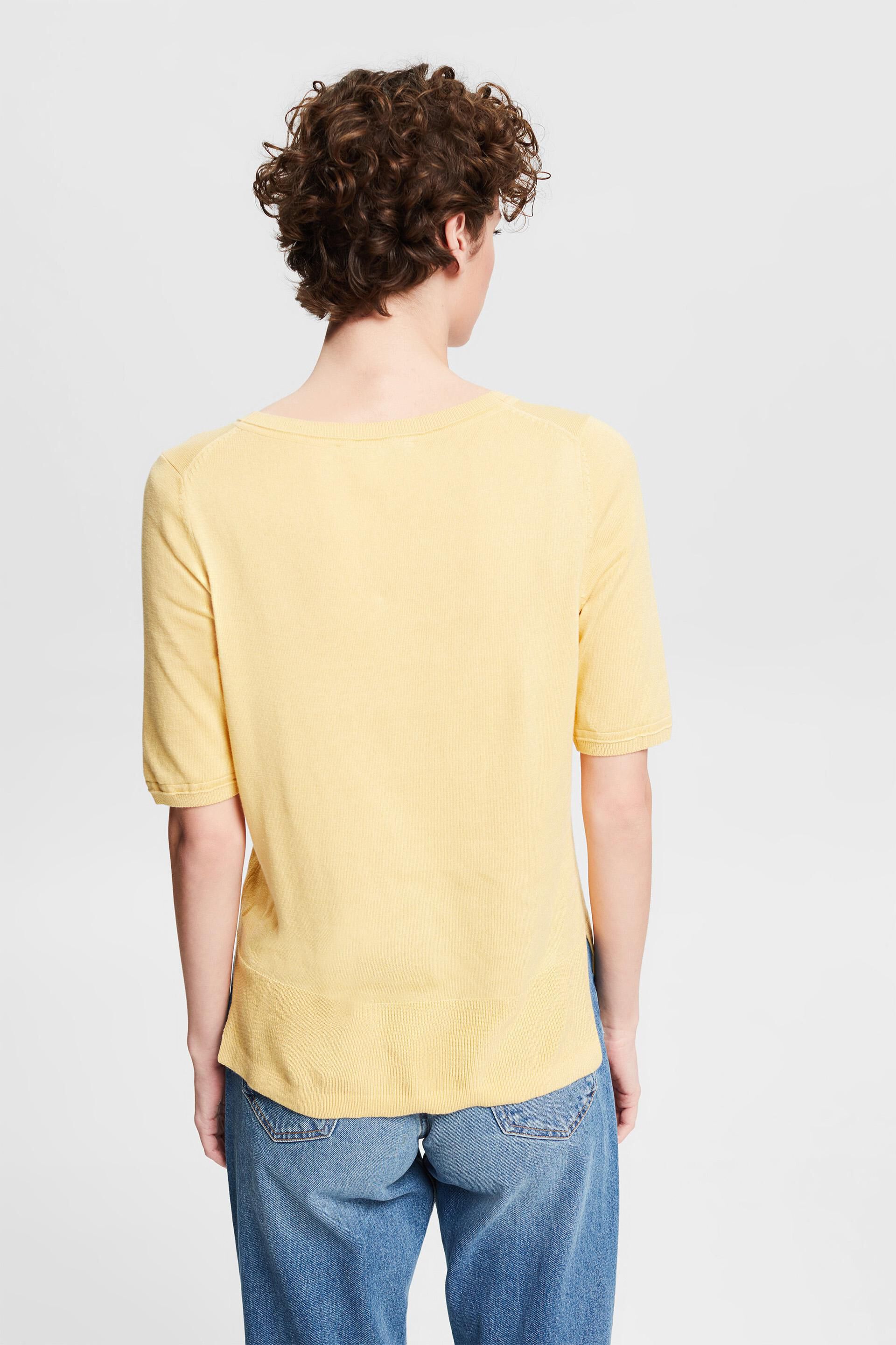 yellow short sleeve jumper