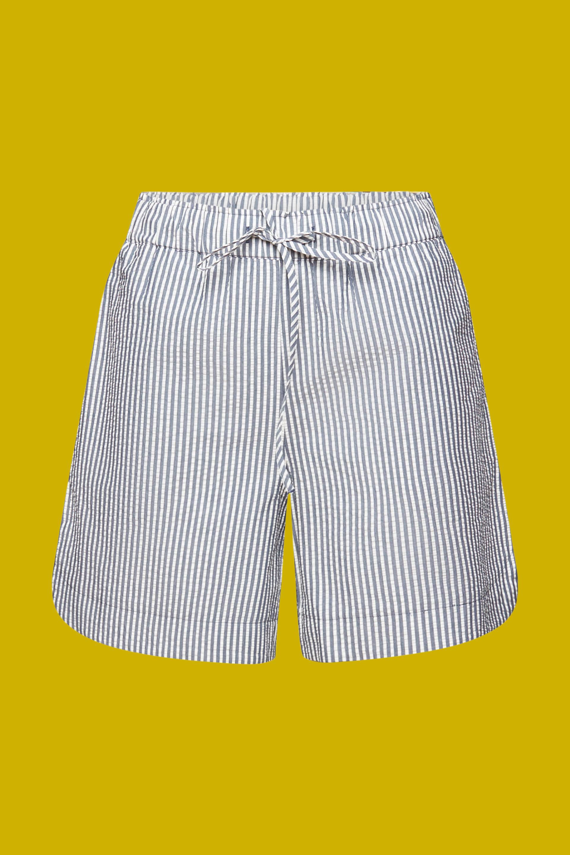 Striped seersucker shorts in white - Commas